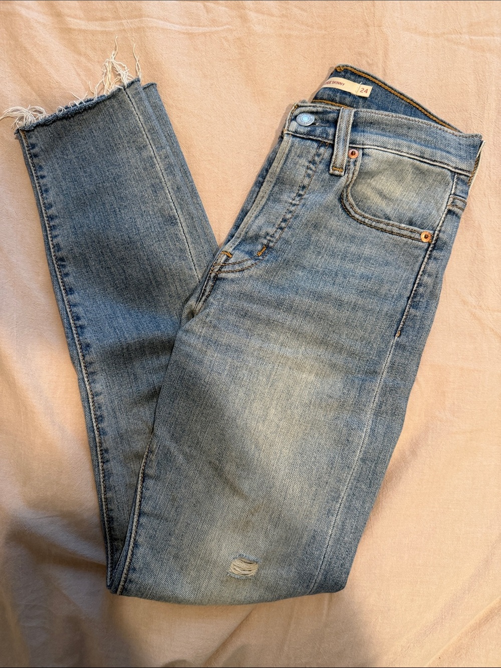 Levi's Women's Skinny Jeans - Light Blue Distressed